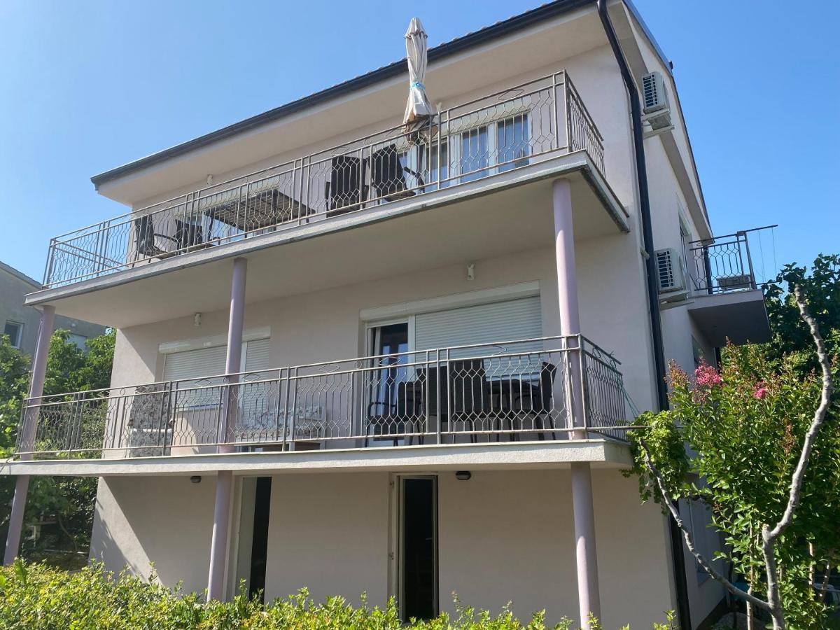 Apartment Gardenview - New! Krk Town Dış mekan fotoğraf